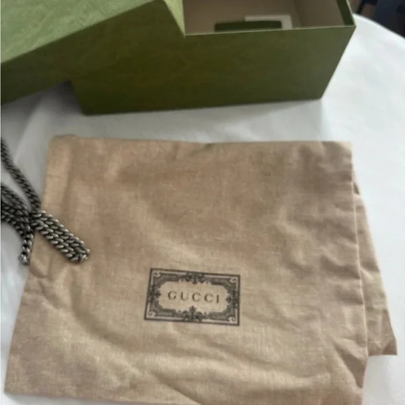 Gucci Black Quilted Leather Wallet - Picture 5 of 6